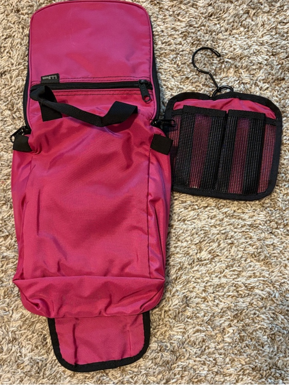 L.L. Bean Hot Pink Travel Pouch with Top Handle - Picture 4 of 4